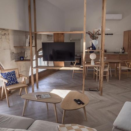 דירות קסטרה Le Nid Bleu Duplex En Plein Centre מראה חיצוני תמונה