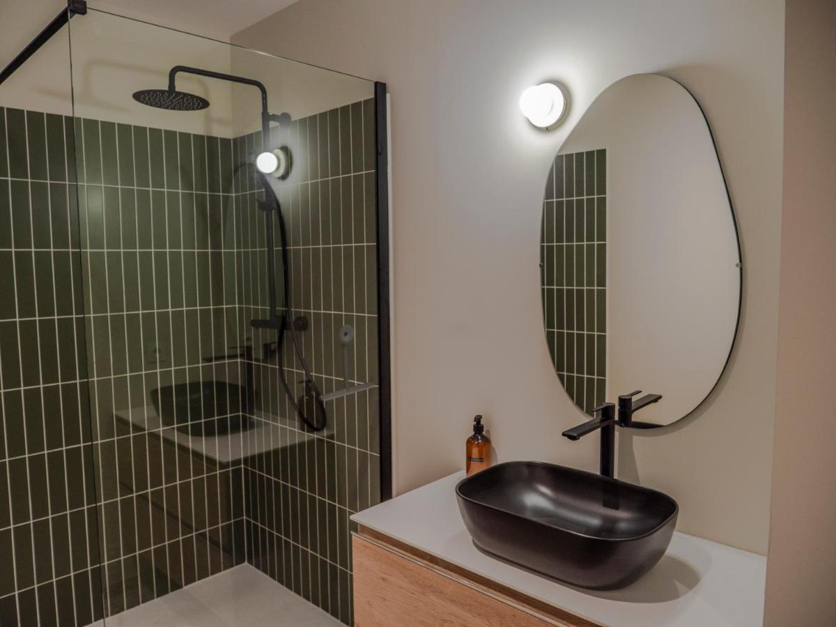 דירות קסטרה Le Nid Bleu Duplex En Plein Centre מראה חיצוני תמונה